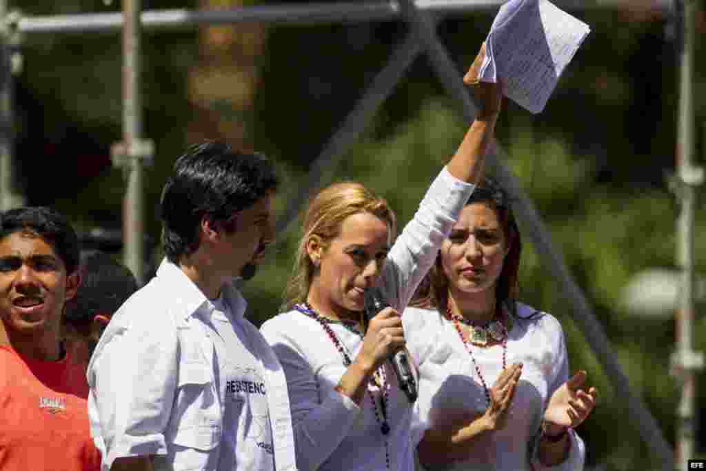 Lilian Tintori, esposa del dirigente político detenido por las autoridades Leopoldo Lépez