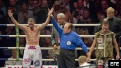 Richar Abril campeón de la Asociación Mundial de Boxeo. 