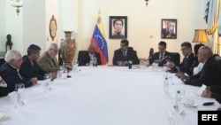 Gobierno y oposición de Venezuela acuerdan empezar proceso de diálogo